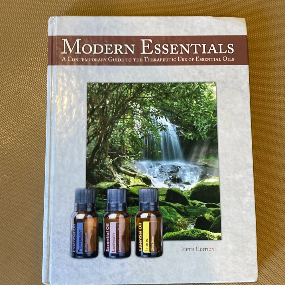 doTERRA Modern Essentials Book